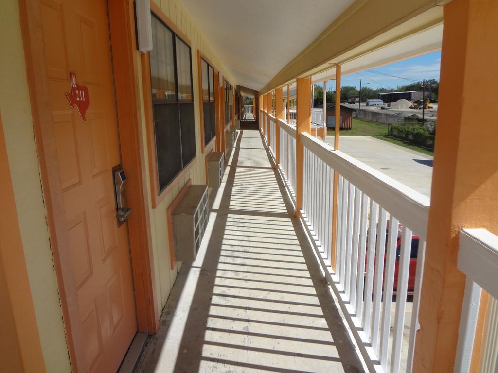 Antlers Inn Goliad 外观 照片