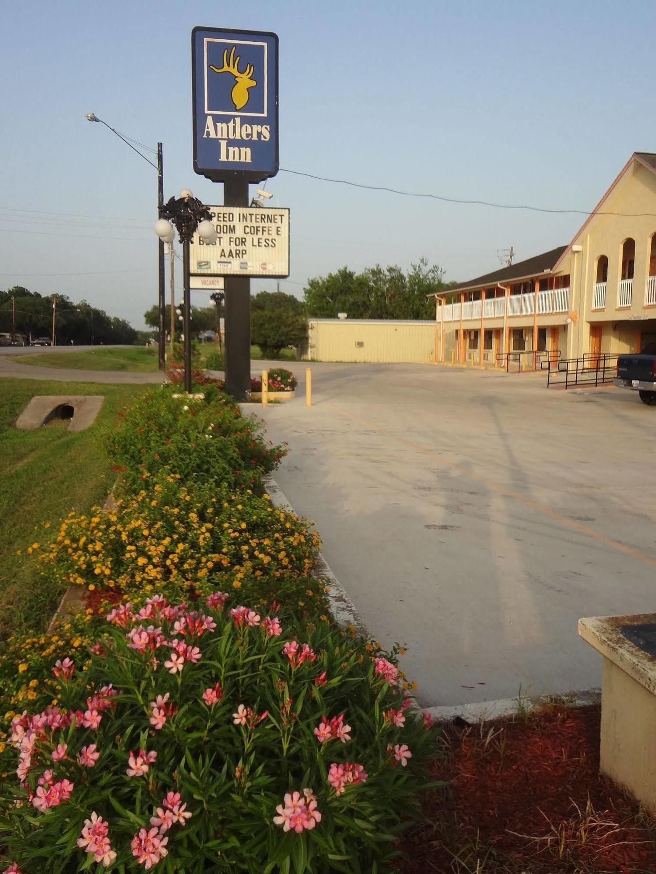 Antlers Inn Goliad 外观 照片